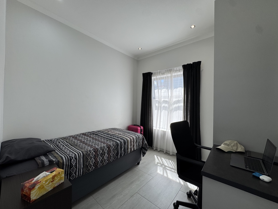 3 Bedroom Property for Sale in Sandown Western Cape